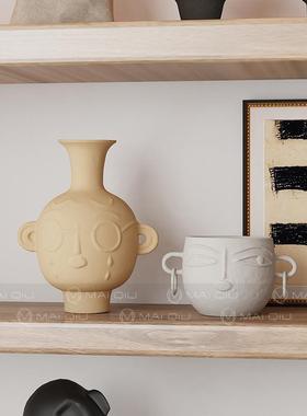 侘寂风高级感小众艺术陶瓷装饰摆饰酒店民宿中古书柜酒柜陈列摆件