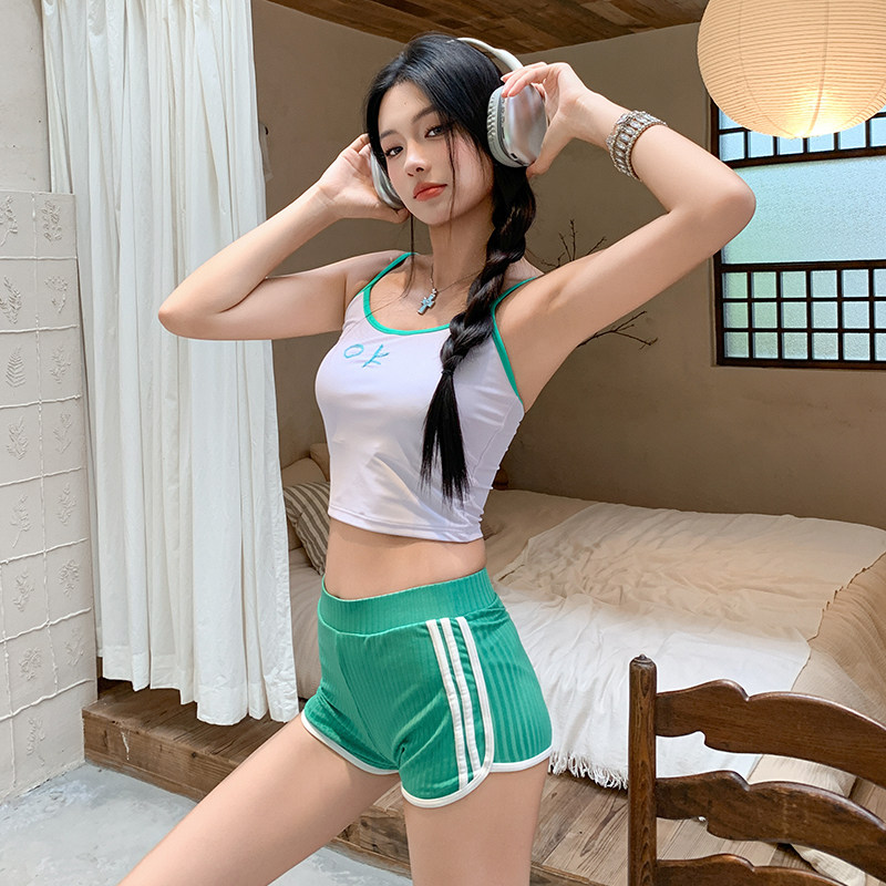 新款时尚泳衣女子分体微平角小胸分体泳衣