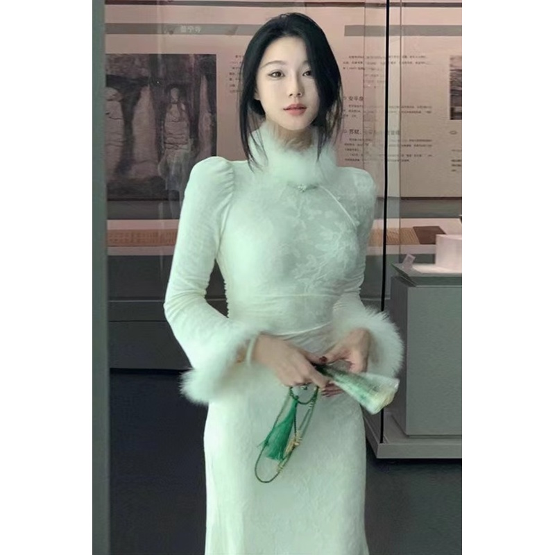 2025毛领旗袍长袖连衣裙女2025新款秋冬高级感小众长裙子
