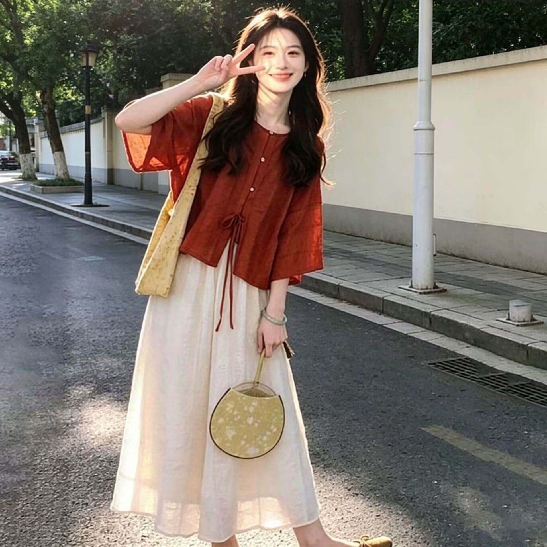 新款复古温柔气质感红色宽松上衣遮肉高腰显瘦小个子绝美精致套装