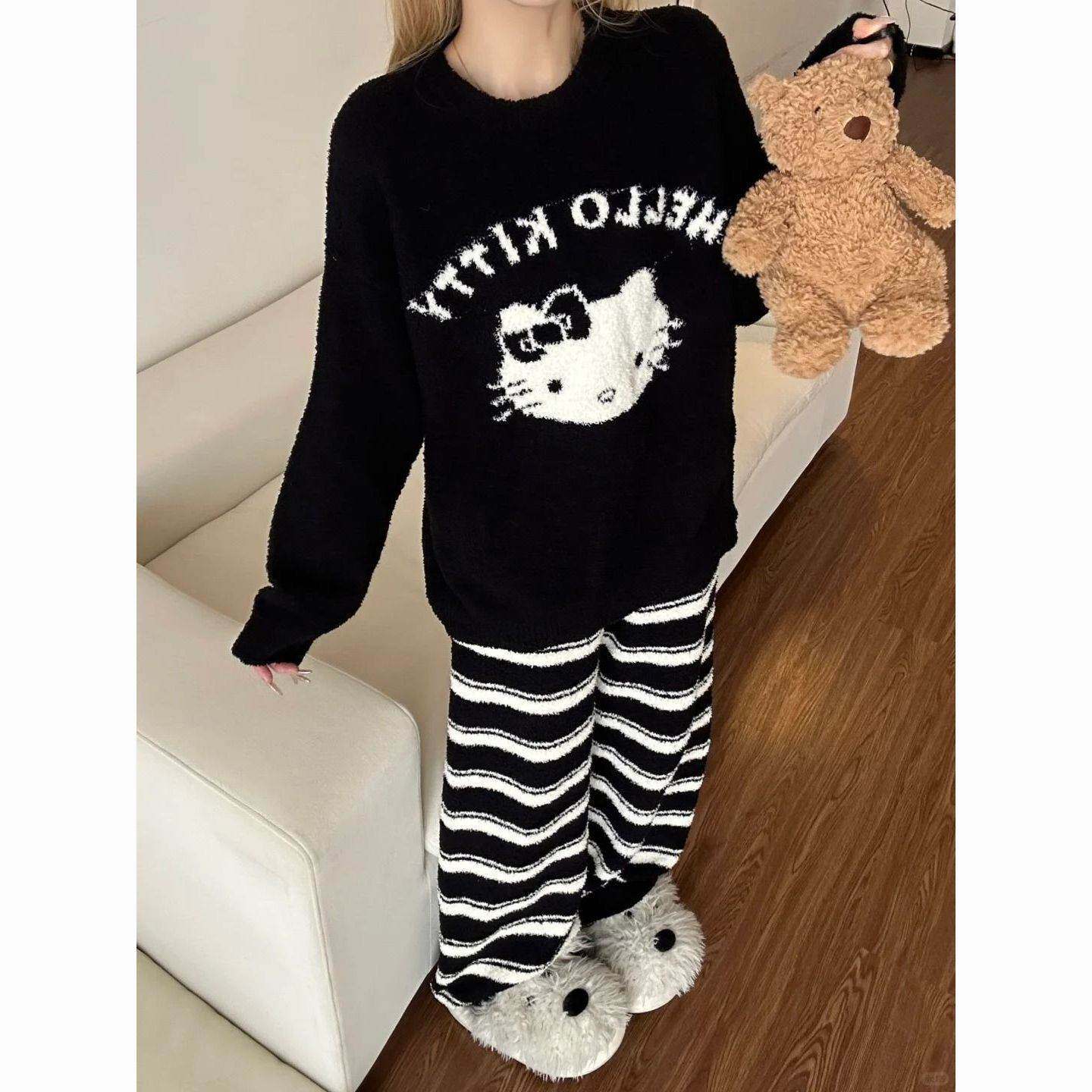 法兰绒加厚睡衣女冬季甜美卡通凯蒂猫保暖半边绒家居服套装可外穿