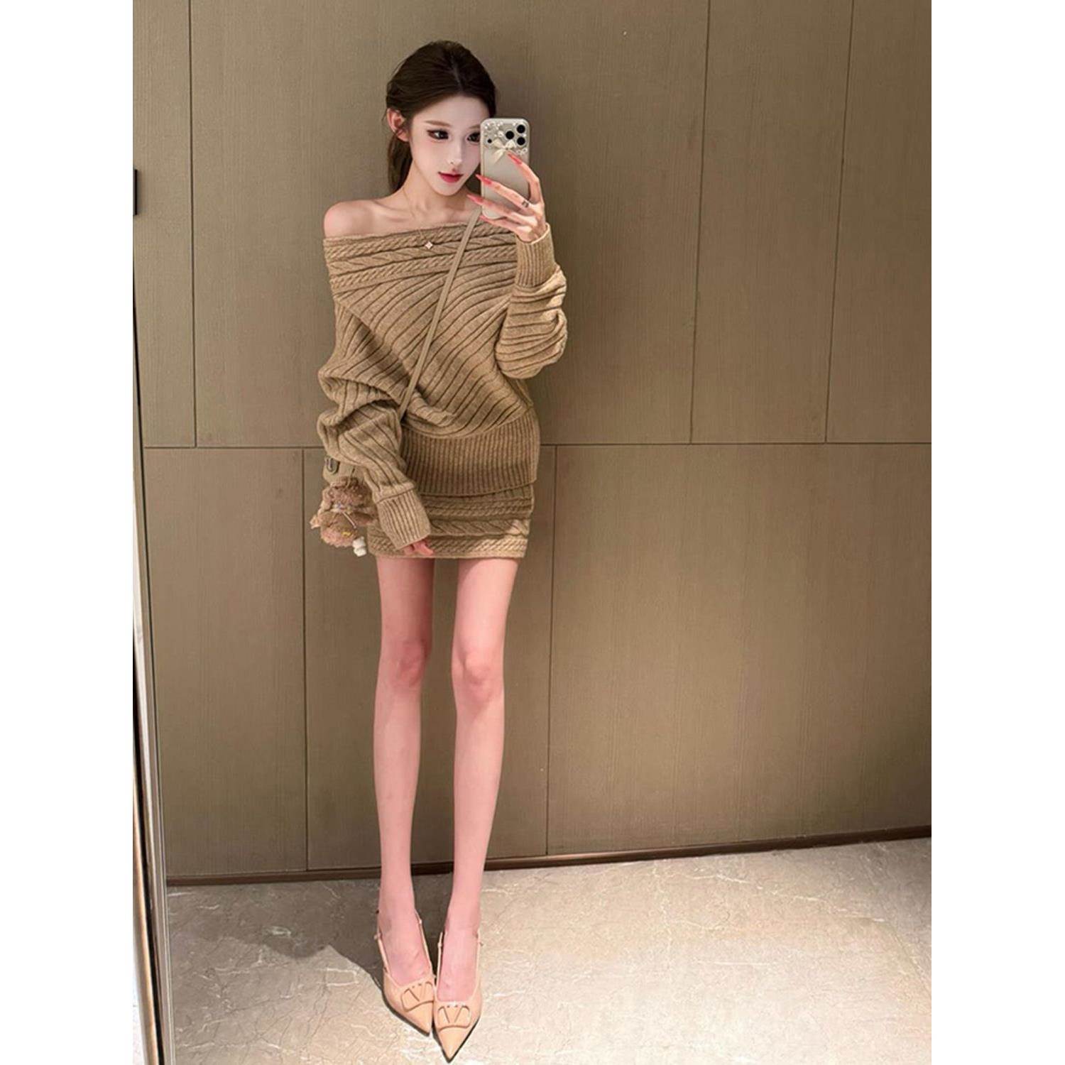 网红同款复古设计感立体坑条一字肩针织毛衣高腰半身裙套装女