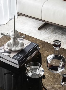 售楼处艺术长鼻子人物雕塑摆件样板间玄关客厅茶几书房装饰工艺品