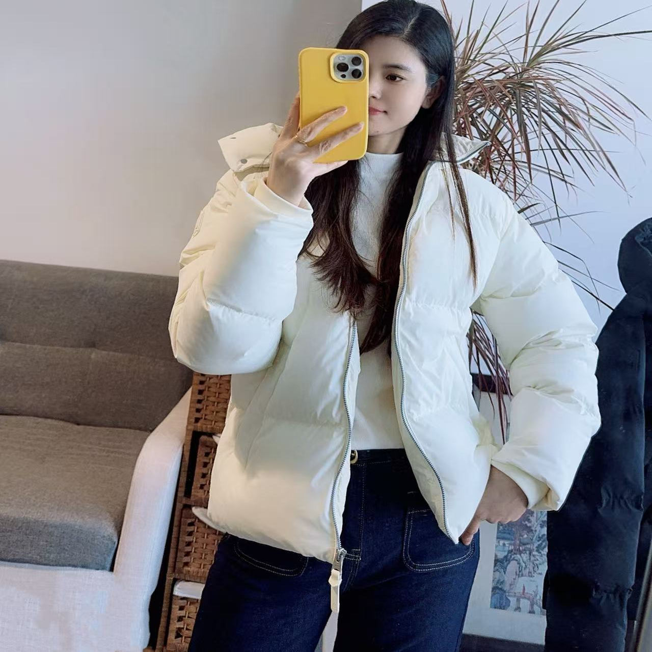 短款羽绒服女连帽保暖外套白色面包服冬季羽绒服