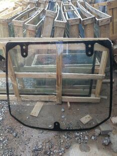 大拖潍柴雷沃拖拉机后挡玻璃704 1504 1804 2204雷沃后窗玻璃 904