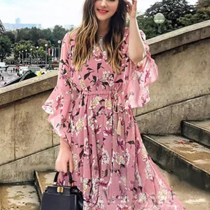 加码女士甜美胖毫米欧美夏季V领花腰折边喇叭袖中长连衣裙时髦
