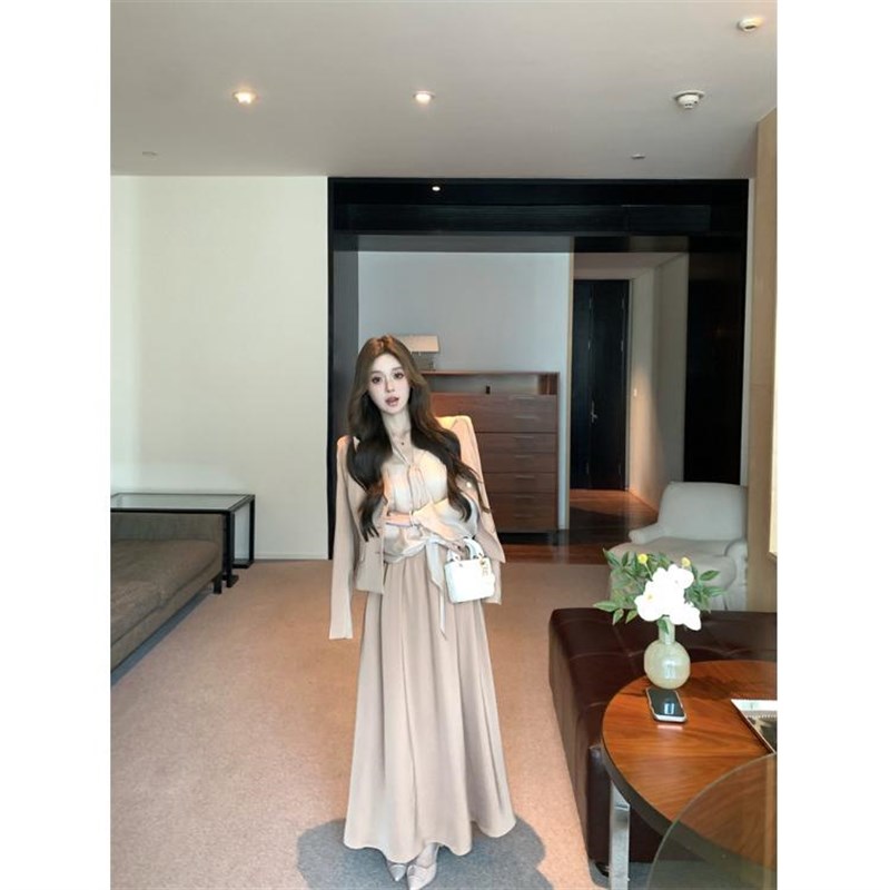 春季气质长袖西装外套上衣内搭衬衫女a字半身裙子甜美风三件套女