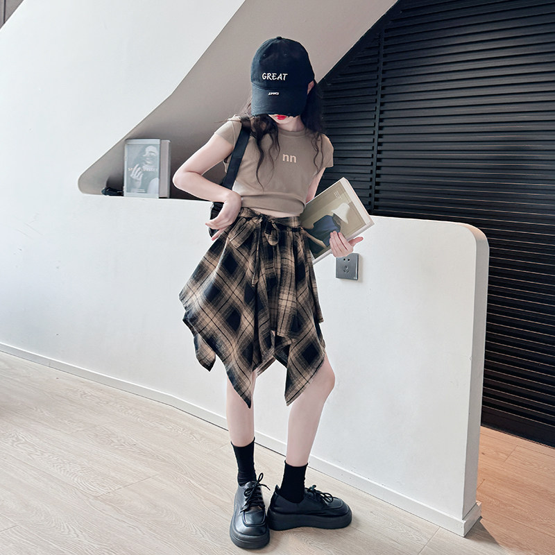 又酷又飒的女童装夏季2024新款儿童潮酷穿搭女大童网红短裙两件套