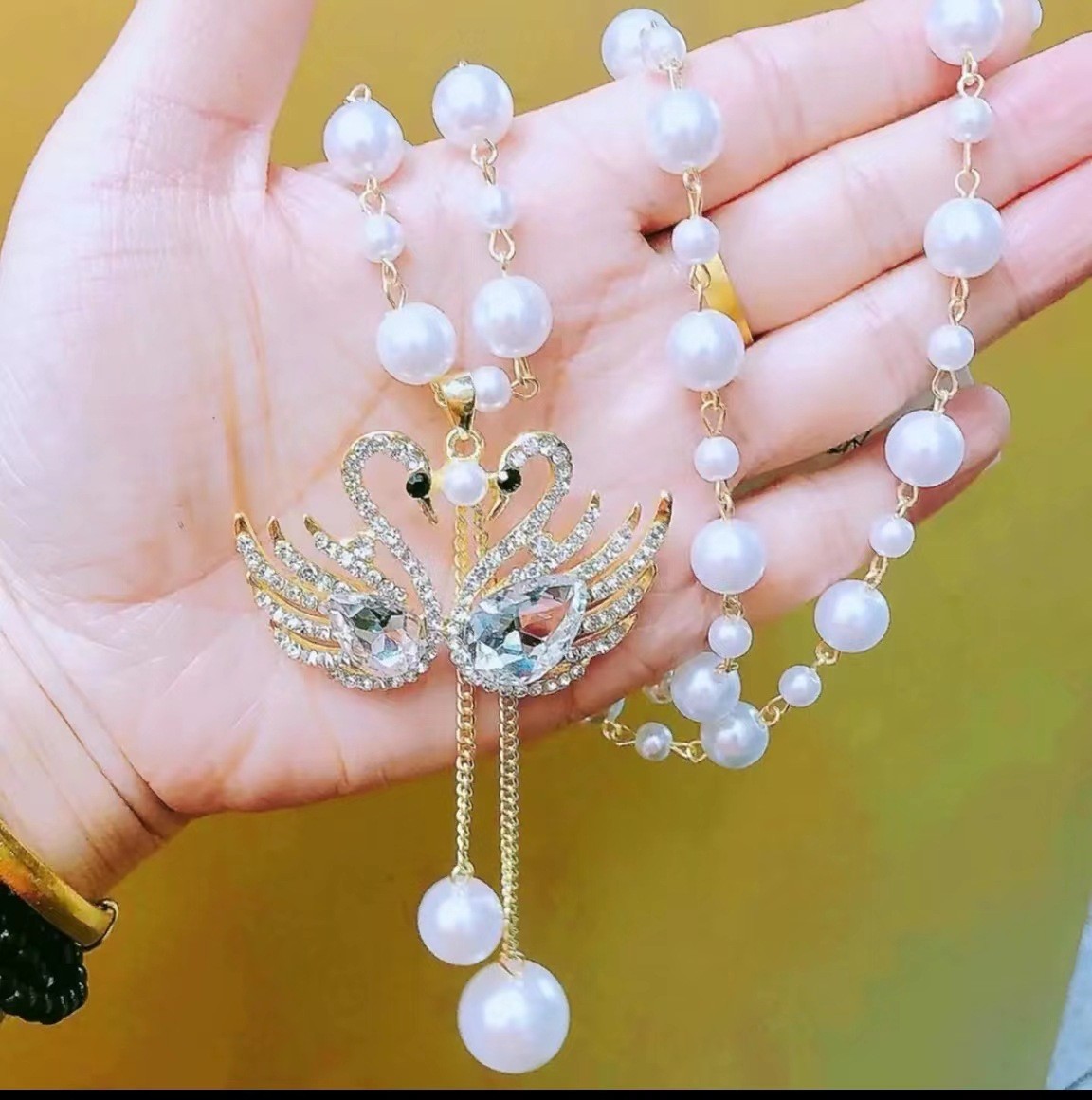 白珠链女珍珠双天鹅爱心桃心挂件