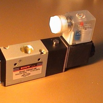 电磁阀TG2311 2321 2331 2341-06 08 10 15二位三通气动换向阀