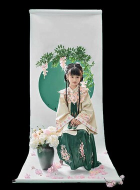 女童汉服春夏明制云肩竖领儿童端庄大气古装浅黄色上衣绿色马面裙