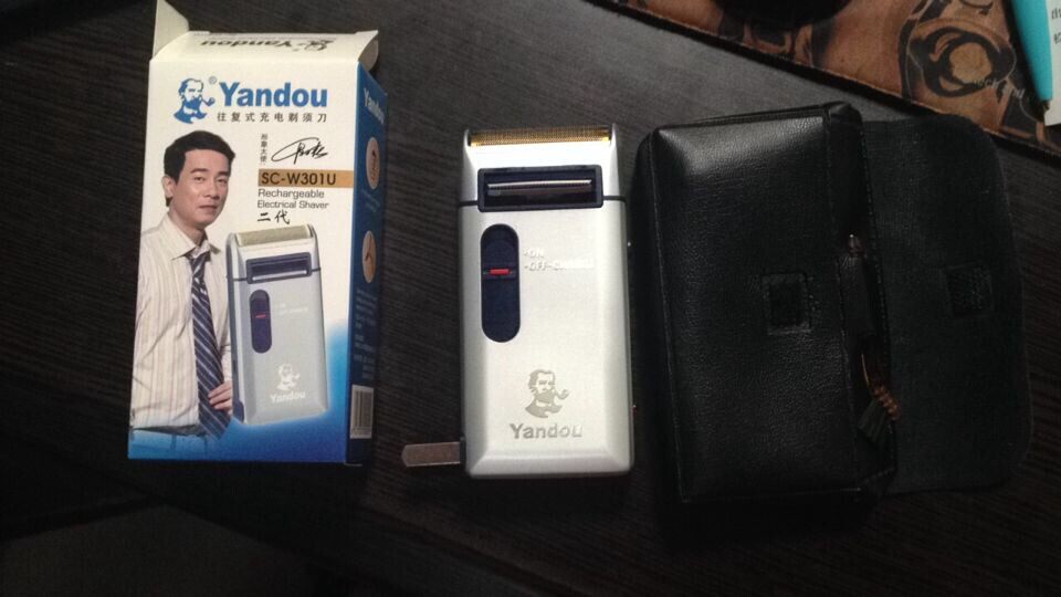 烟斗301往复式男士刮胡刀充电式剃须刀电动包邮送一套刀网刀片