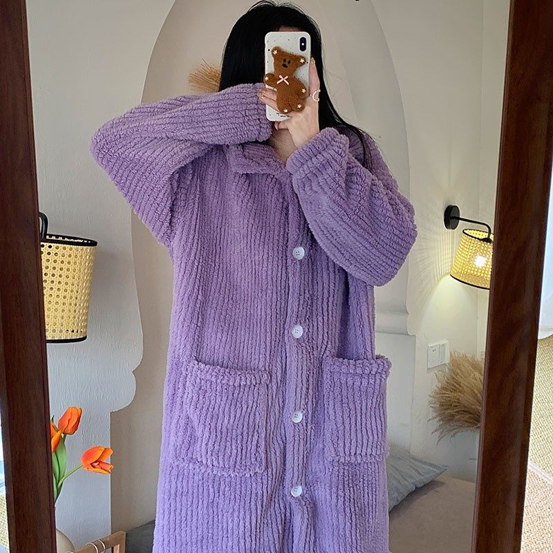 新中式紫色加厚保暖珊瑚绒睡袍女冬季加绒宽松大码200斤长款睡裙