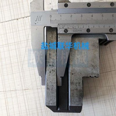 机床配件配件.瓦房店四爪卡盘机床附件K72320四爪卡爪爪脚 30X5