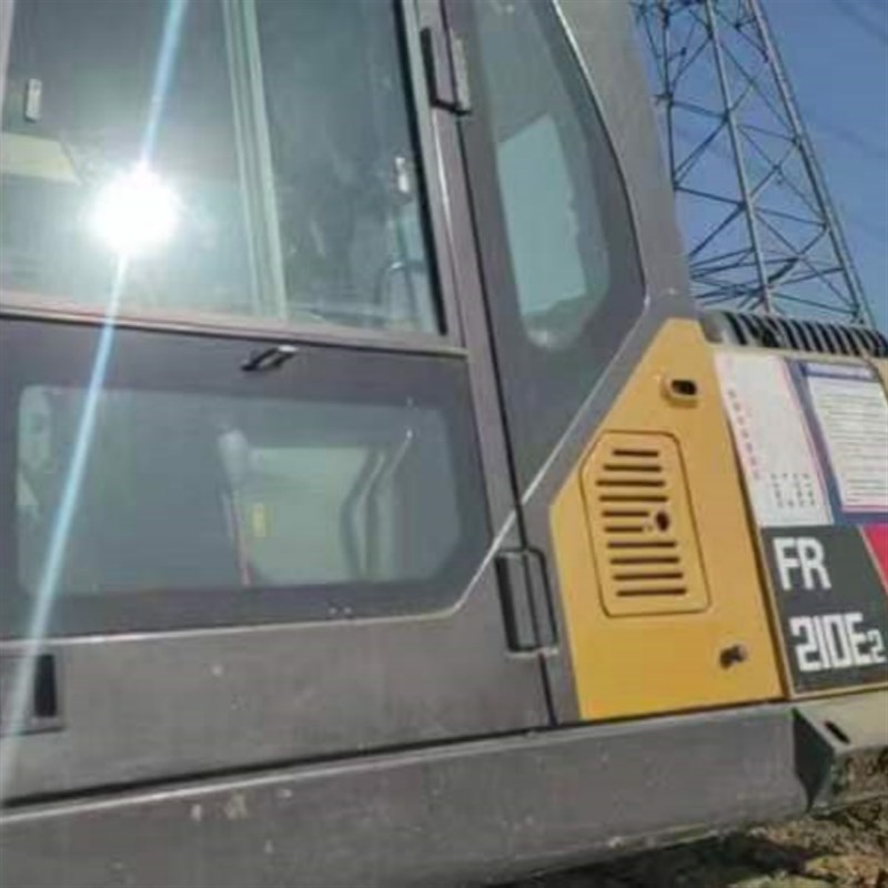 雷沃FR210E2挖掘机前档上下门下左推后侧后档右大天窗钢化玻璃