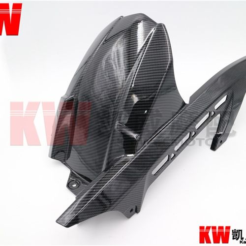 Z900 17 18 19年 后沙板 链条盖 链帆 后挡泥板 后轮盖板 碳纤维