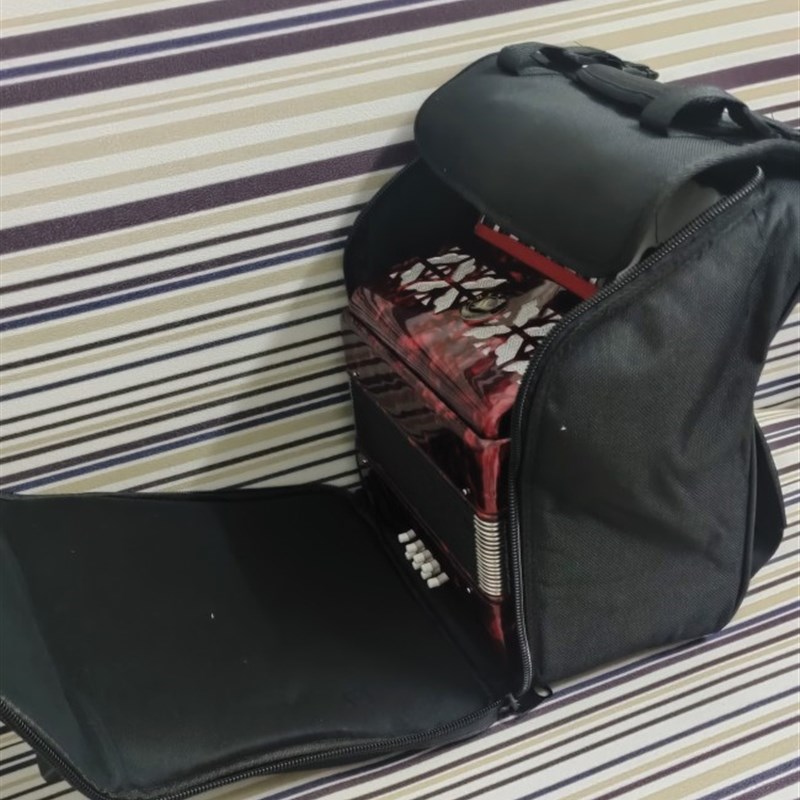 8-120贝司贝斯加厚加宽双肩背带手风琴包防撞厢式海绵夹层防雨包