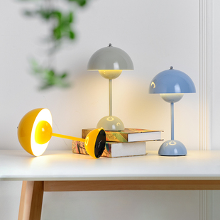 多巴胺充电触摸花苞灯台灯卧室床头奶油风氛围创意结婚蘑菇小夜灯