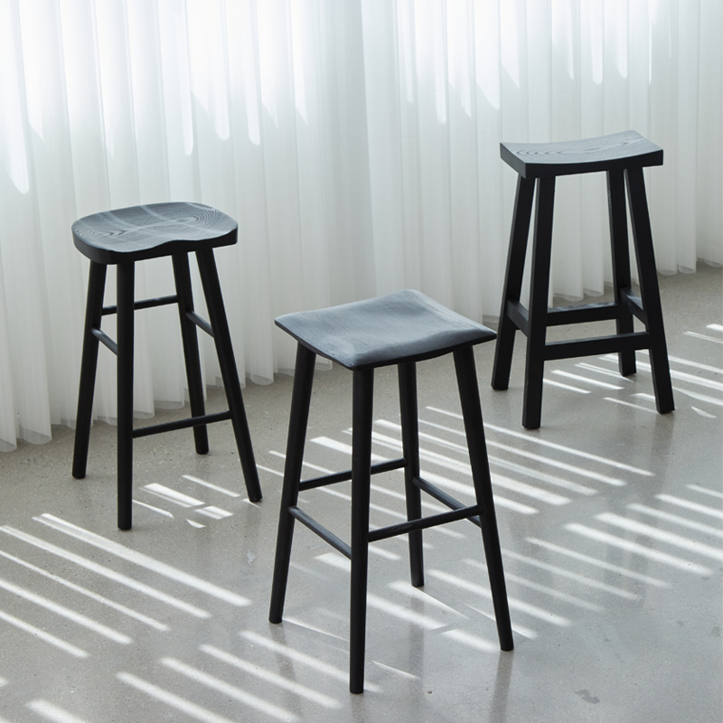 侘寂风吧台凳白蜡木碳化家用酒吧奶茶咖啡店吧台椅实木黑色高脚凳