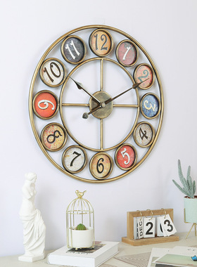 欧式创意铁艺彩色时钟壁挂客厅装饰品圆形挂钟钟表装饰品