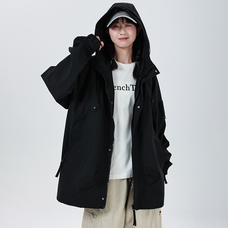 LA冲锋衣外套搭配帅气套装