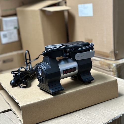 出老美单 车载充气泵小轿车越野车便携式汽车轮胎多功能12v加气泵