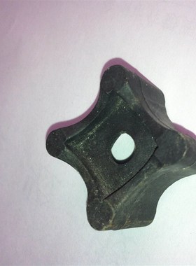 钢筋保护层塑料垫块,2.0-2.5cm垫块. 0.045元/只 每件3000只