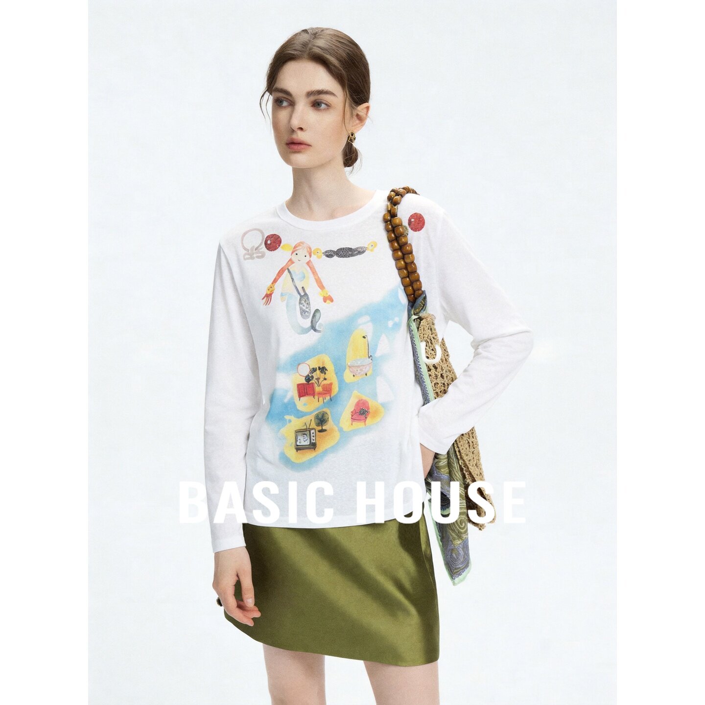Basic House/百家好夏日彩色手绘印花含棉长袖T恤女宽松百搭上衣