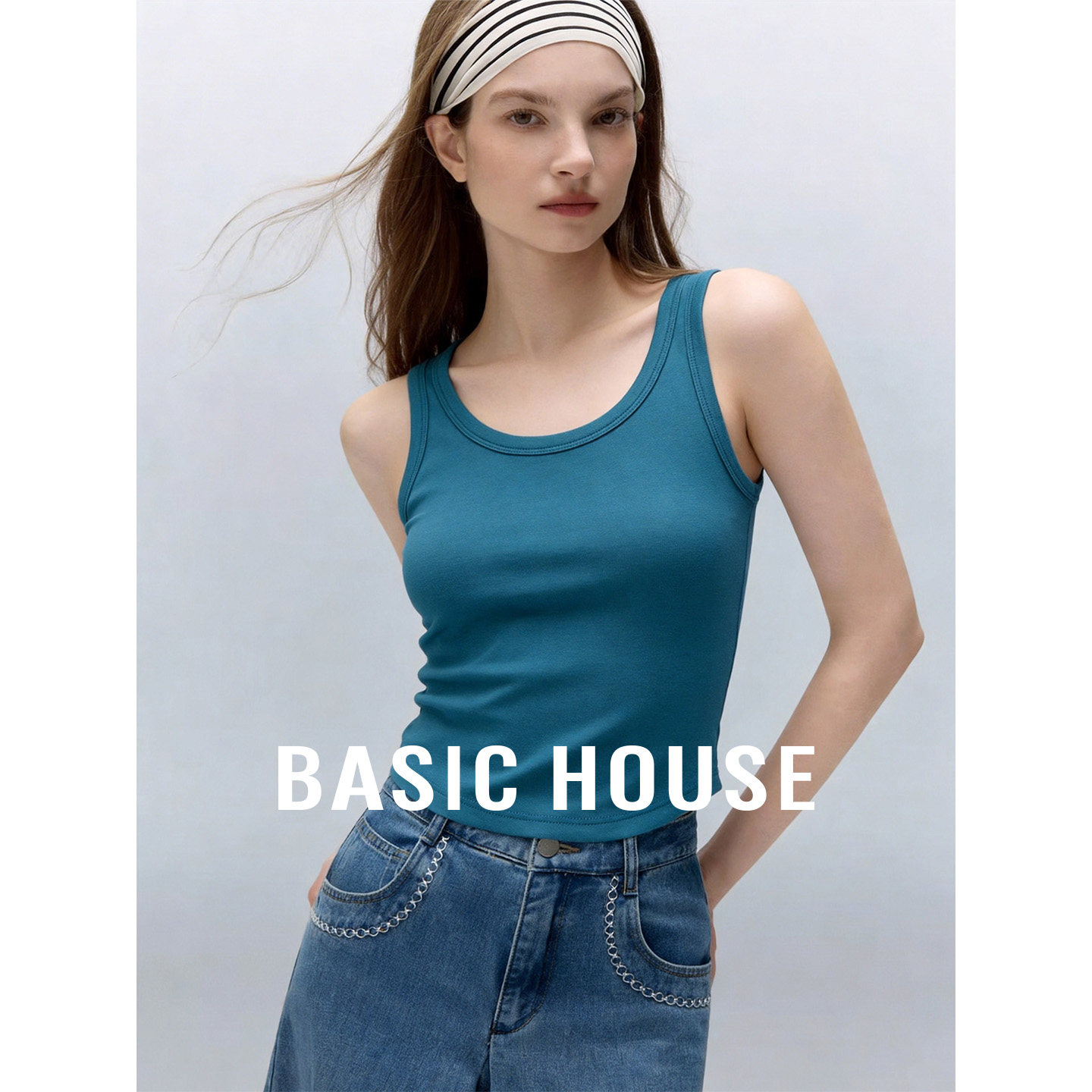Basic House/百家好蓝色U领简约背心女夏季新款修身短款内搭吊带