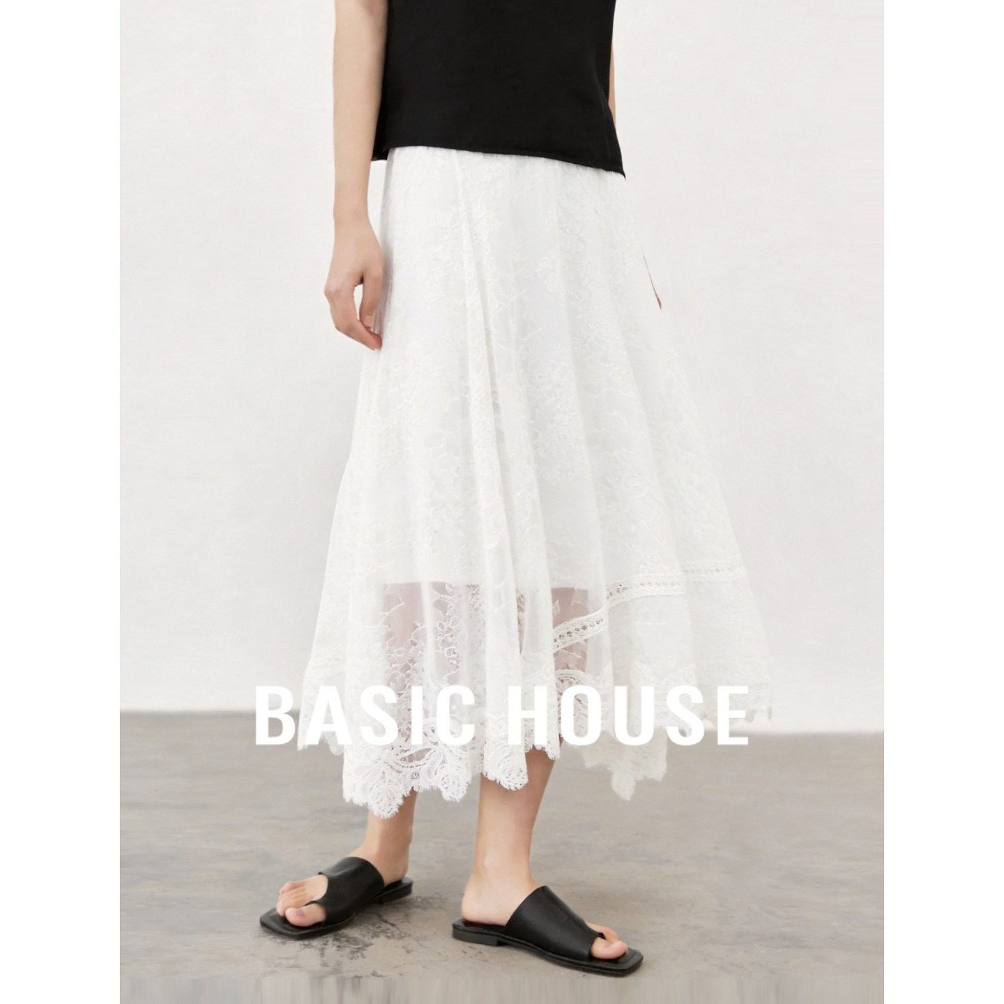 Basic House/百家好2026秋季白色高腰蕾丝拼接宽松中长A字半身裙