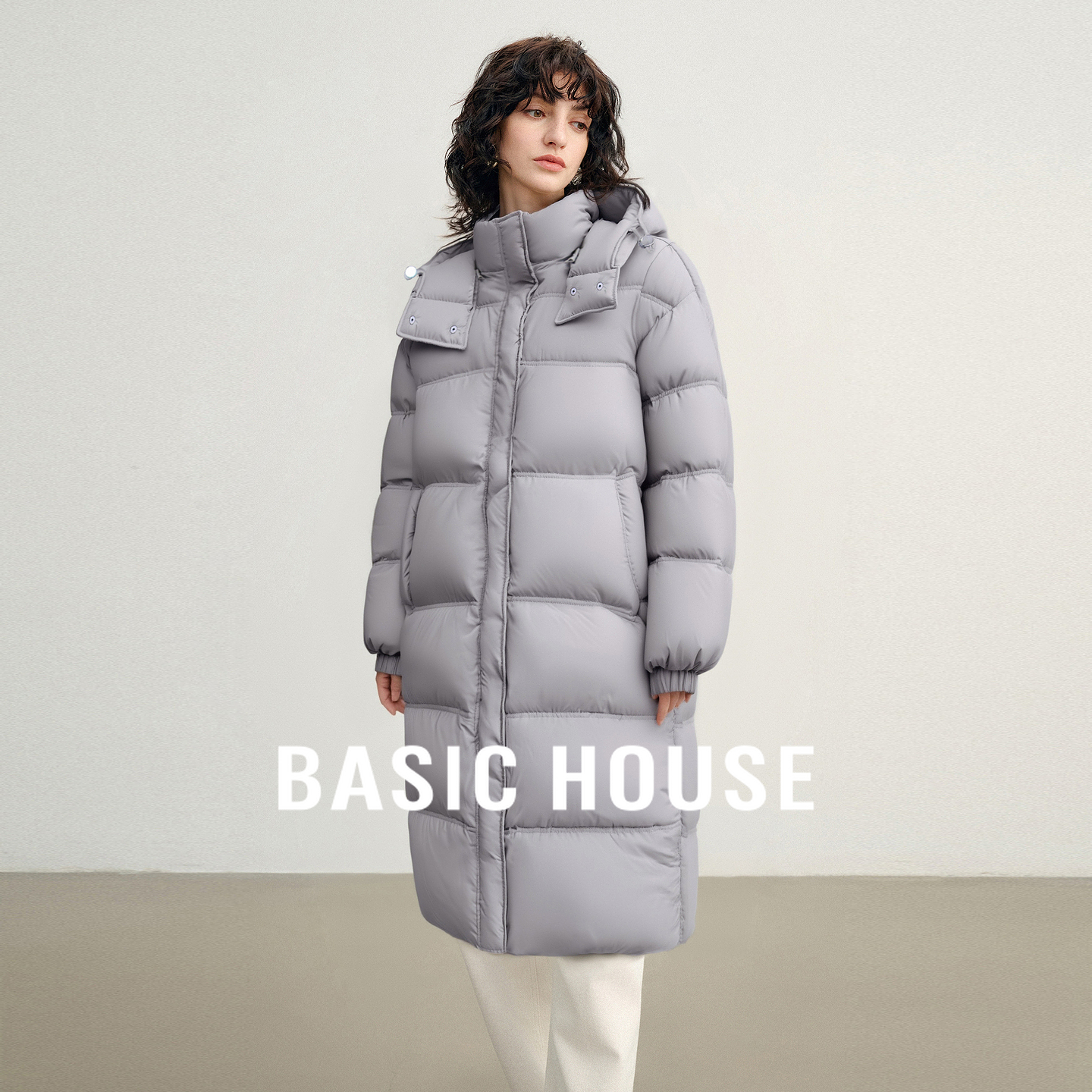 Basic House/百家好一件过冬蓬松连帽长款羽绒服冬宽松白鸭绒外套