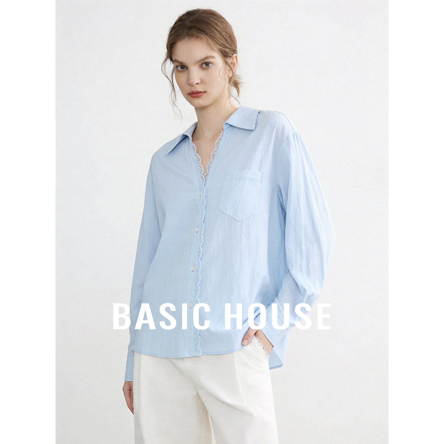 Basic House/百家好蓝色蕾丝拼接设计衬衫女26夏季超好看百搭上衣