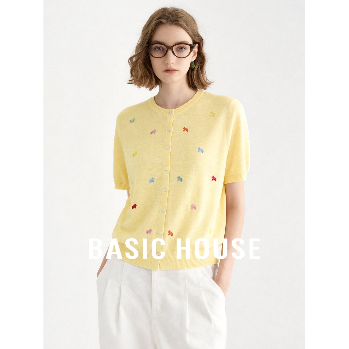 Basic House/百家好黄色设计感刺绣针织开衫短款圆领上衣短袖夏季