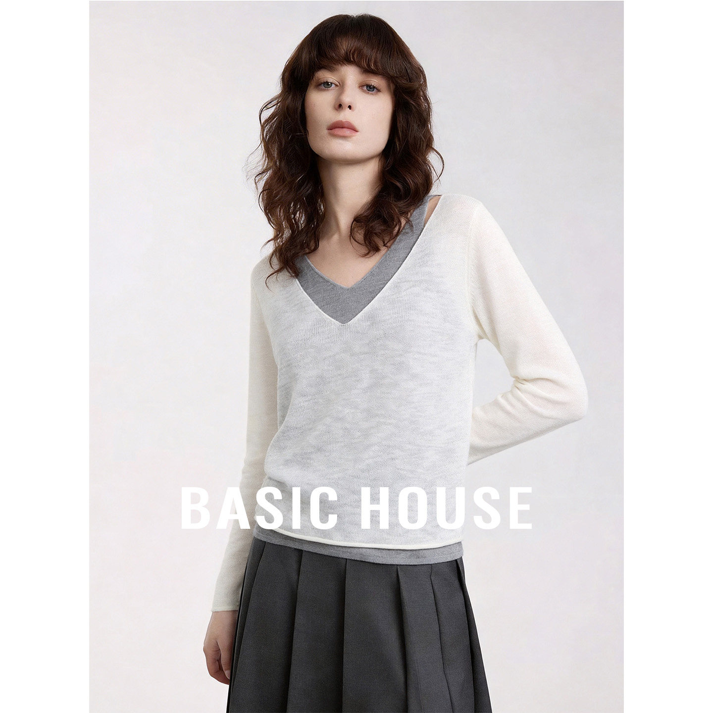 Basic House/百家好假两件V领套头针织衫女夏季洋气撞色宽松上衣