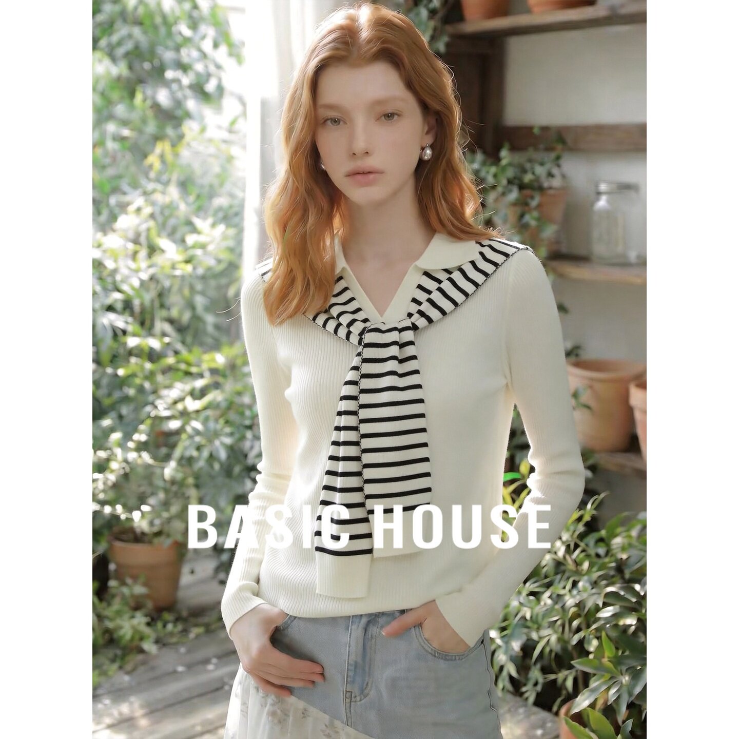 Basic House/百家好2026秋季杏色海军风围巾领绑带修身长袖针织衫
