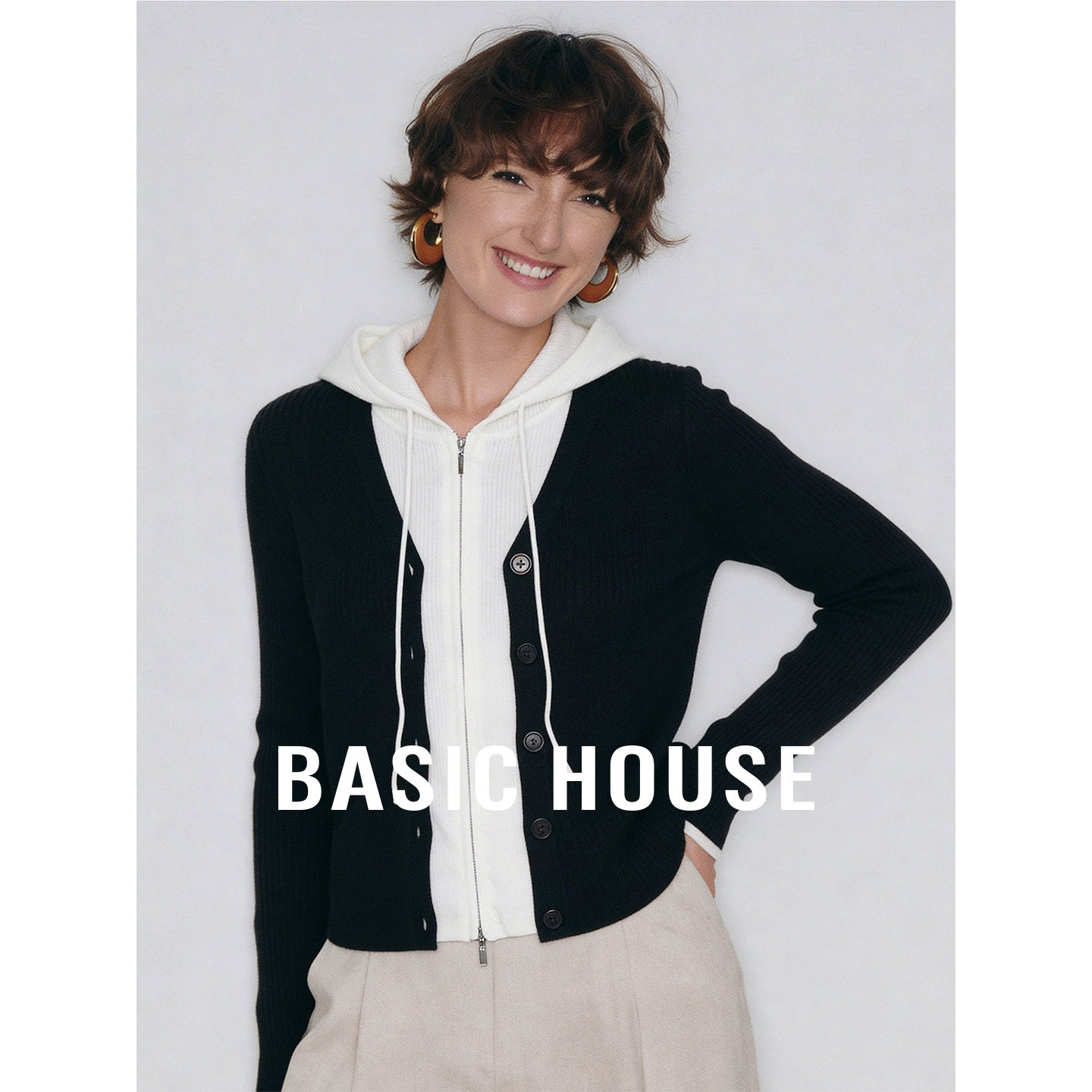 Basic House/百家好黑白撞色设计感连帽针织衫女秋季绵羊毛上衣