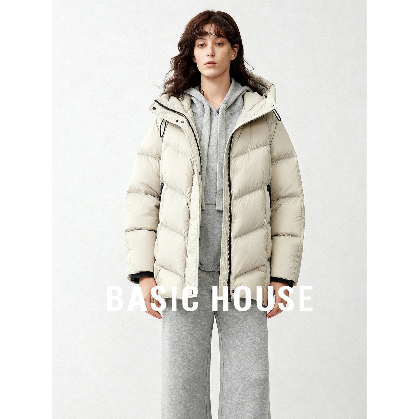 Basic House/百家好25连帽宽松保暖羽绒服女冬季新款百搭简约外套