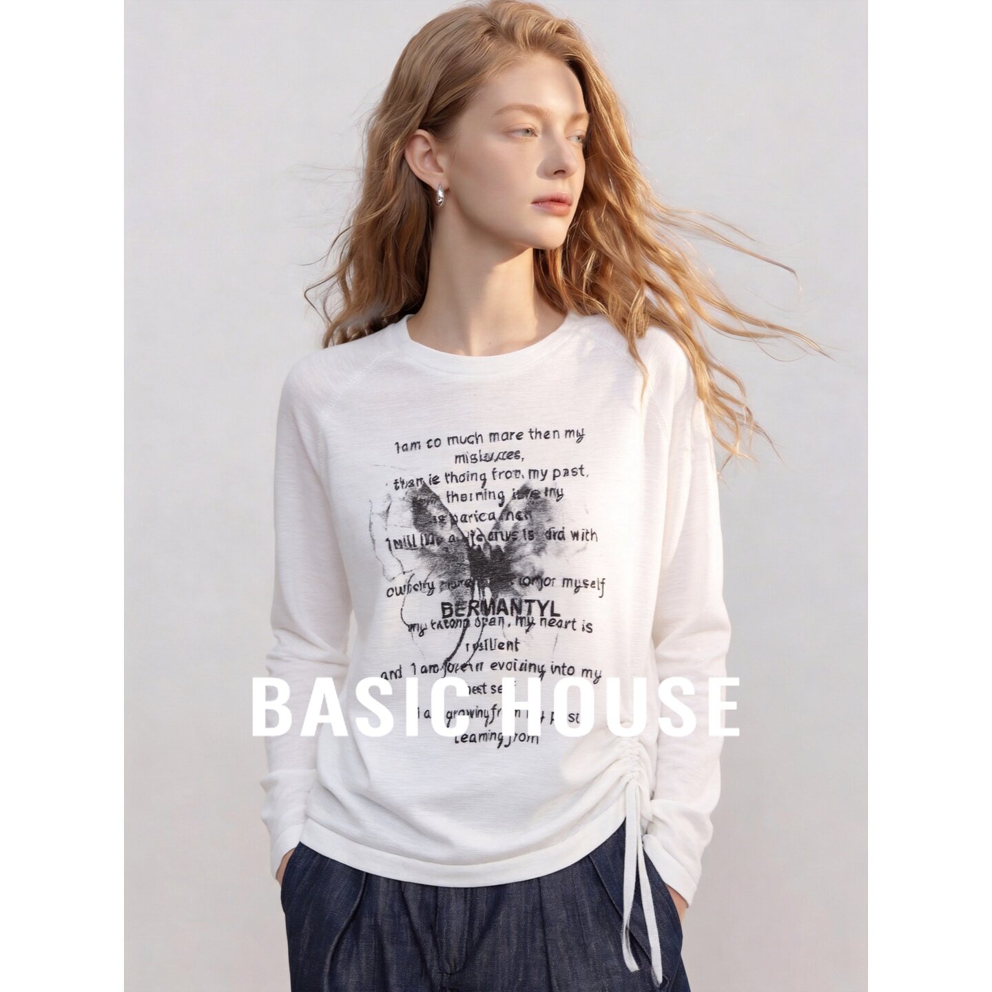 Basic House/百家好个性文字印花抽绳针织衫女长袖圆领防晒罩衫