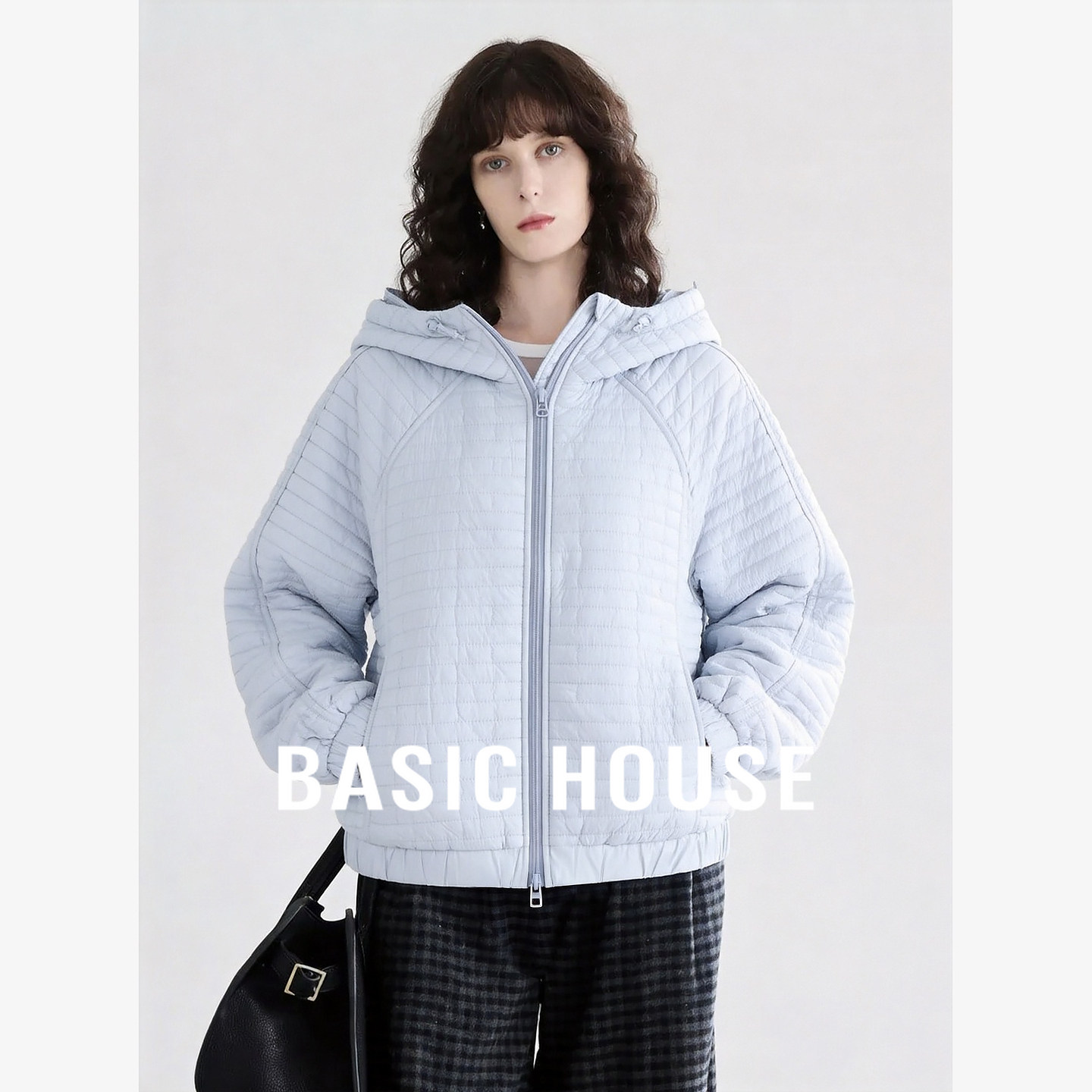 Basic House/百家好短款连帽棉服宽松轻薄绗缝休闲拉链棉衣外套