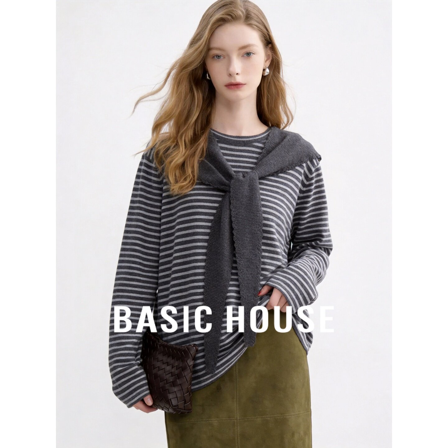 Basic House/百家好条纹圆领长袖披肩针织衫女秋宽松百搭毛衣上衣