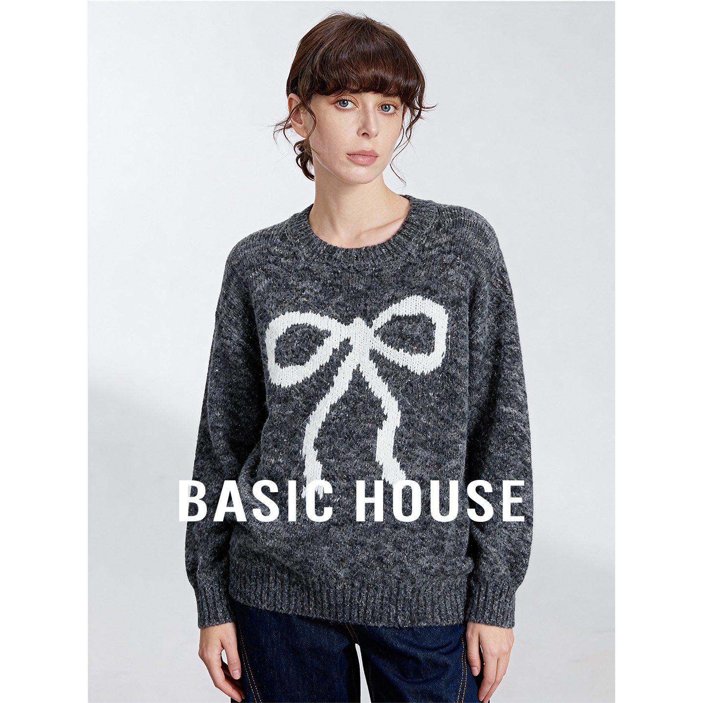 Basic House/百家好圆领蝴蝶结刺绣毛衣女秋冬保暖百搭短款上衣