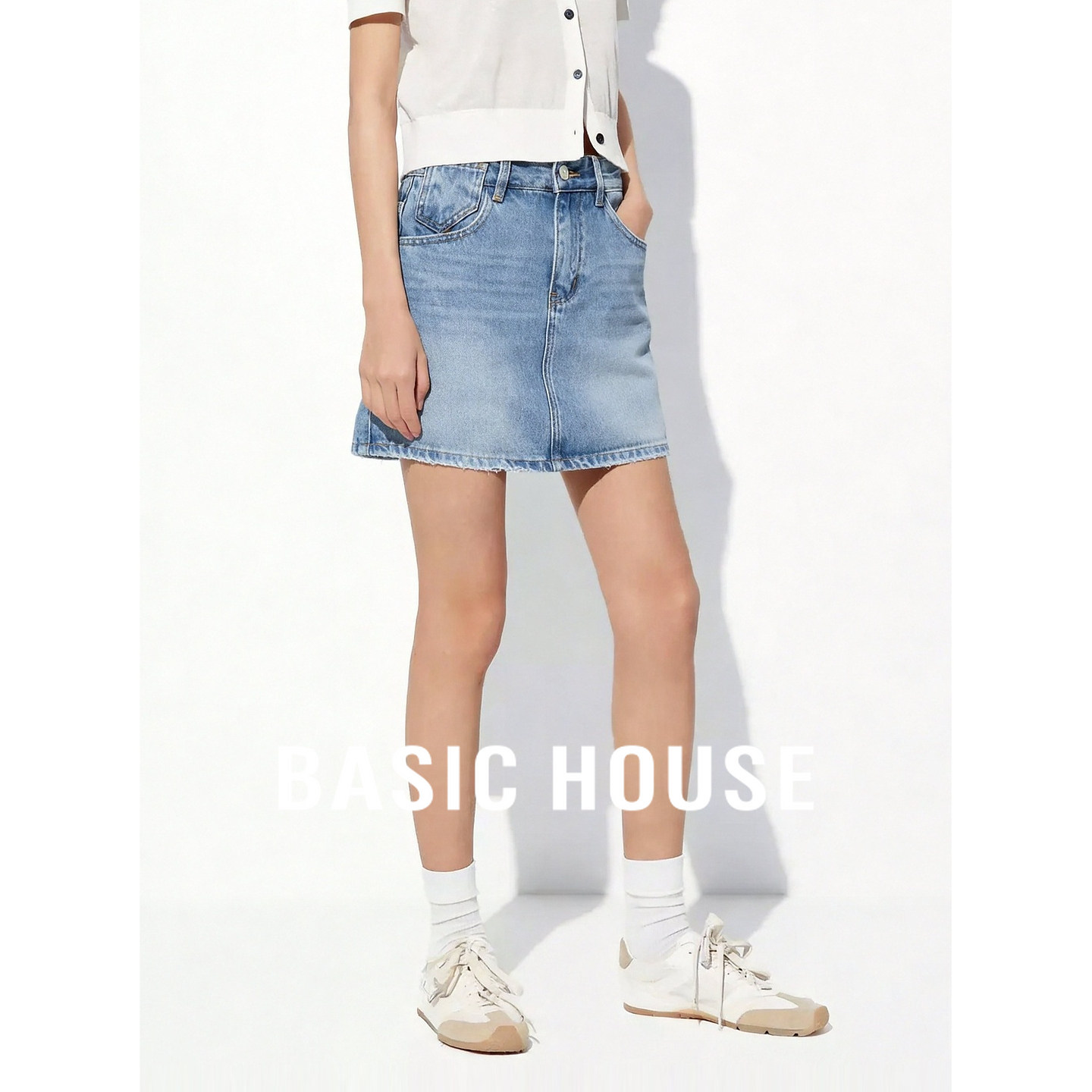 Basic House/百家好简约纯棉蓝色牛仔半身裙女高腰显瘦百搭A字裙