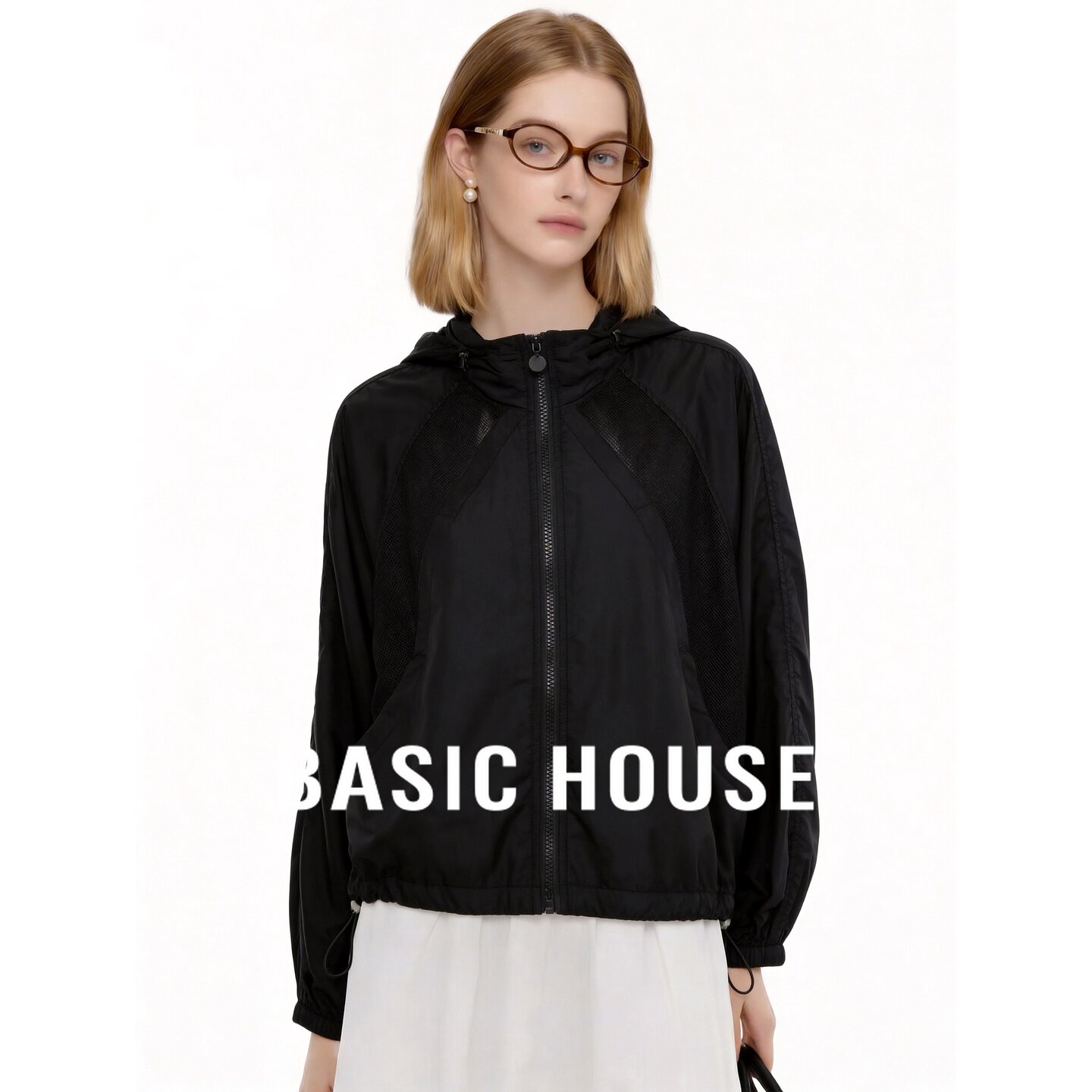 Basic House/百家好黑色拼接网纱连帽短外套女秋抽绳下摆薄款夹克