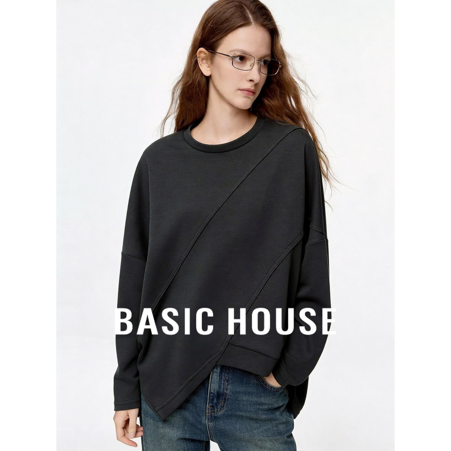 Basic House/百家好设计感不规则圆领卫衣女秋季宽松百搭显瘦上衣