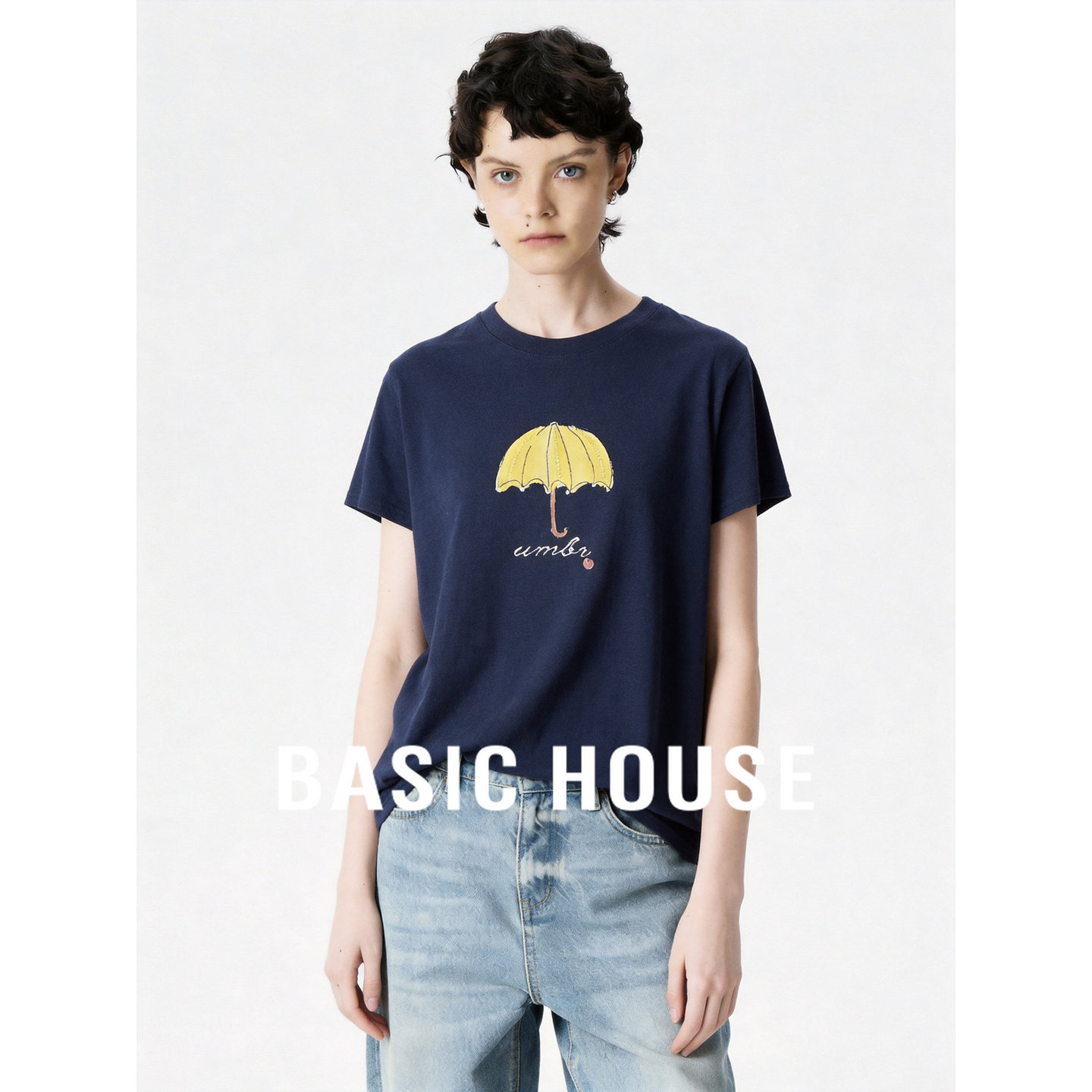 Basic House/百家好卡通雨伞涂鸦短袖T恤女夏季藏蓝显白显瘦上衣