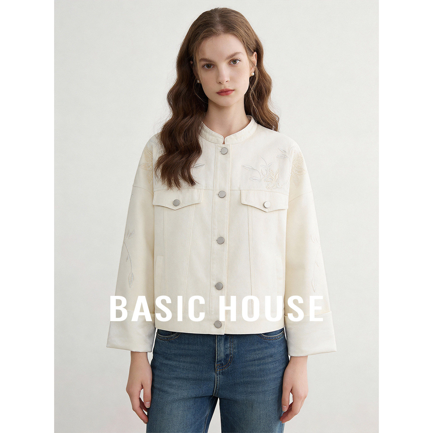 Basic House/百家好复古风刺绣立领外套秋季新款白色短款外搭上衣