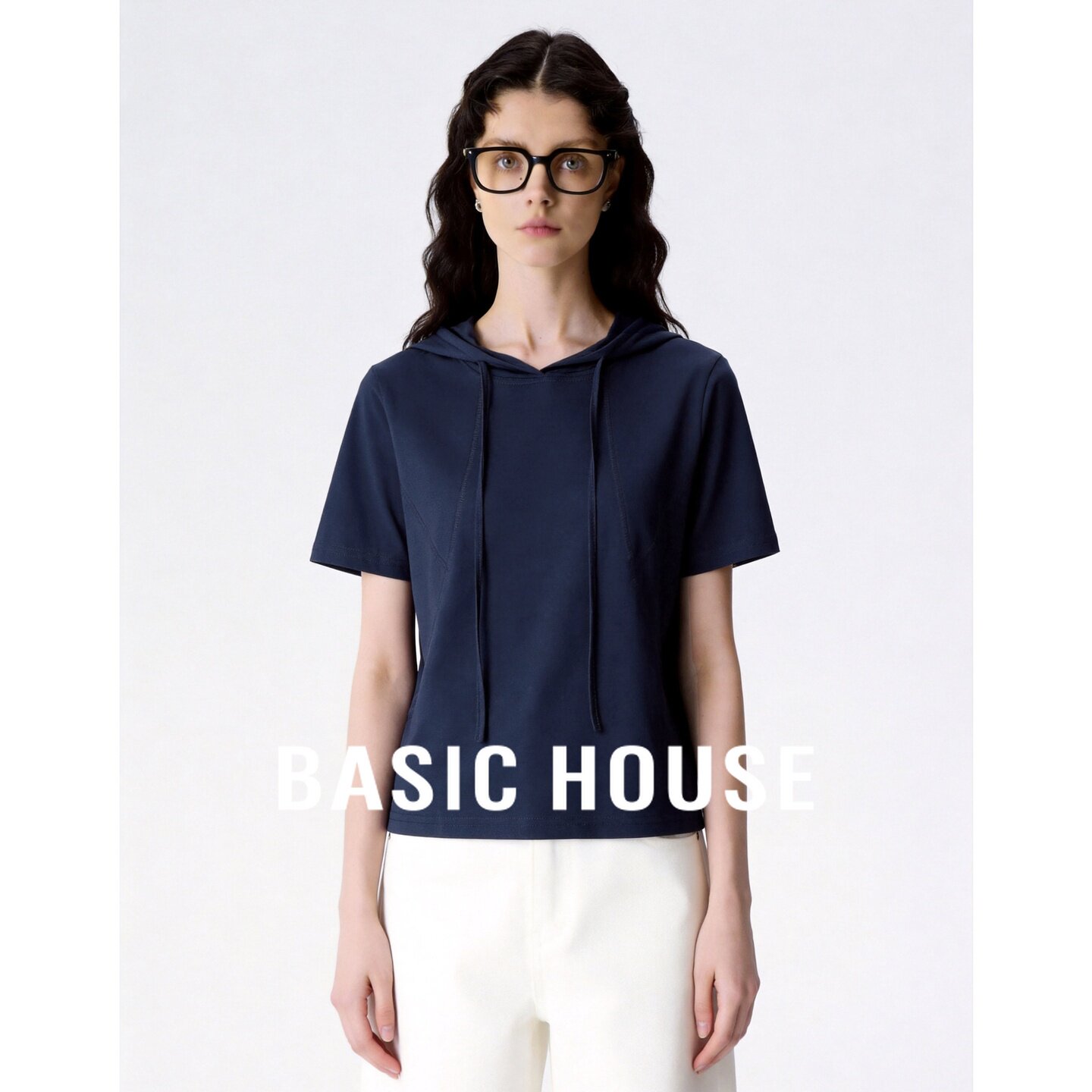 Basic House/百家好纯色连帽短款上衣女夏季新款宽松显瘦短袖T恤