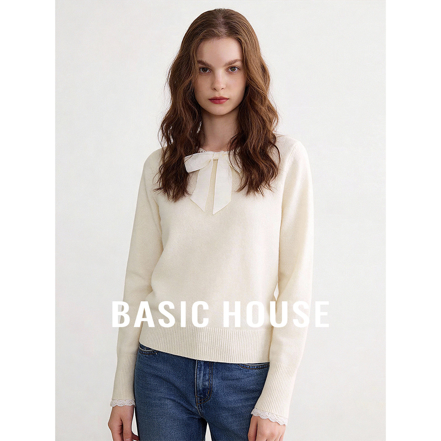 Basic House/百家好白色蝴蝶结领毛衣女秋季温柔风套头长袖上衣