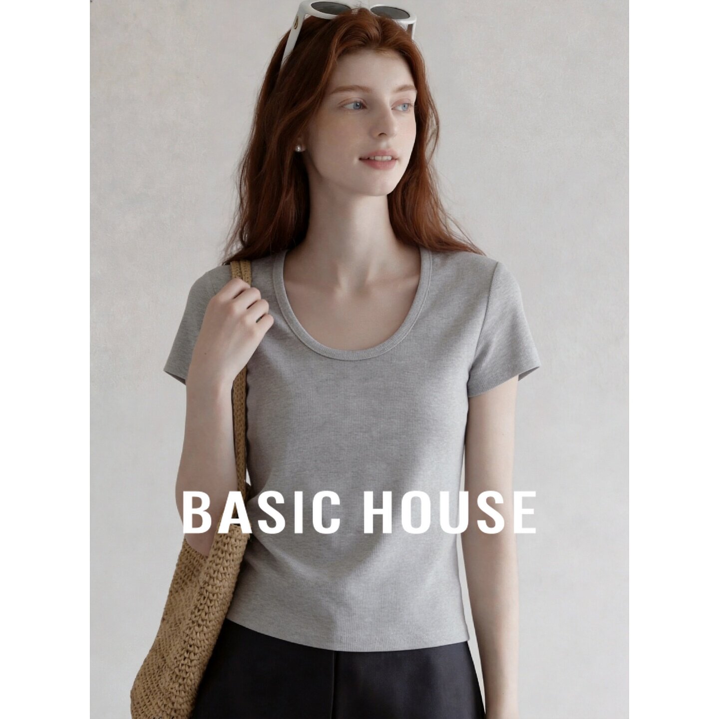Basic House/百家好灰色U型领短袖T恤简约修身百搭纯色上衣女夏季