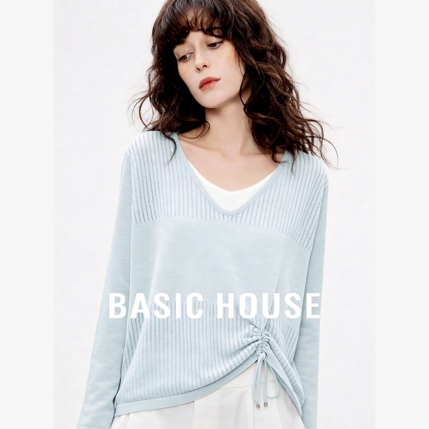 Basic House/百家好慵懒风V领抽绳针织衫女装长袖假两件撞色上衣